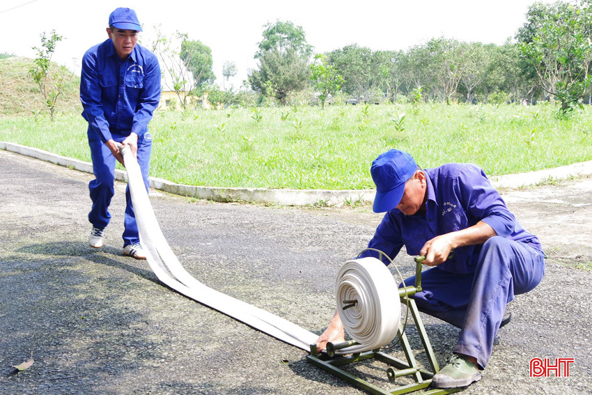 vòi cuốn cứu hỏa - Copy.jpg