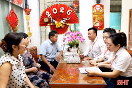 Phường đầu tiên ở Hà Tĩnh ra mắt mô hình "Dịch vụ công lưu động" phục vụ tận nhà