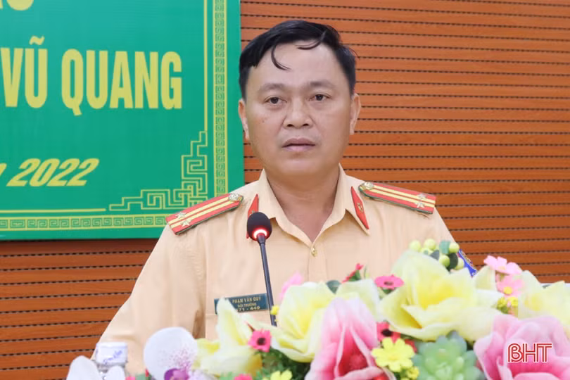 Nâng cao kiến thức pháp luật ATGT cho hơn 300 cán bộ các cấp ở Vũ Quang