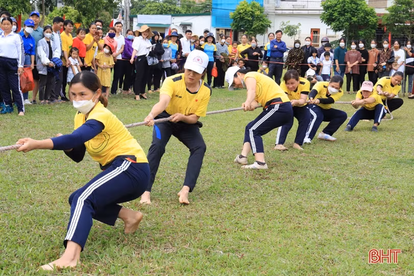 Gần 600 VĐV tranh tài Đại hội TDTT huyện Hương Sơn lần thứ VI