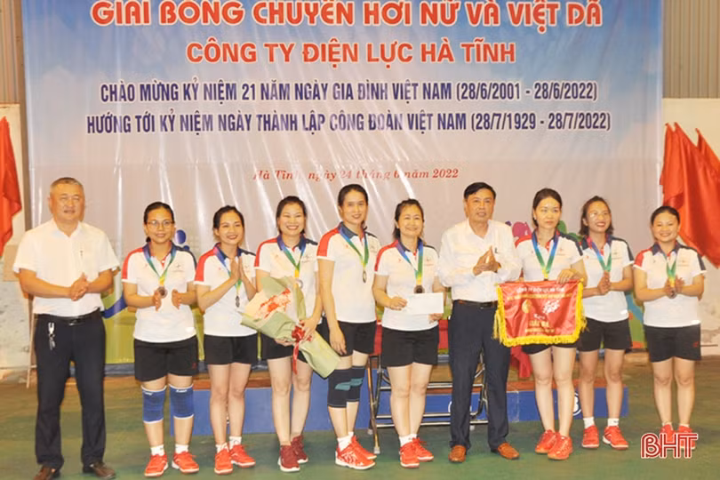 230 VĐV thi tài giải thể thao Công ty Điện lực Hà Tĩnh