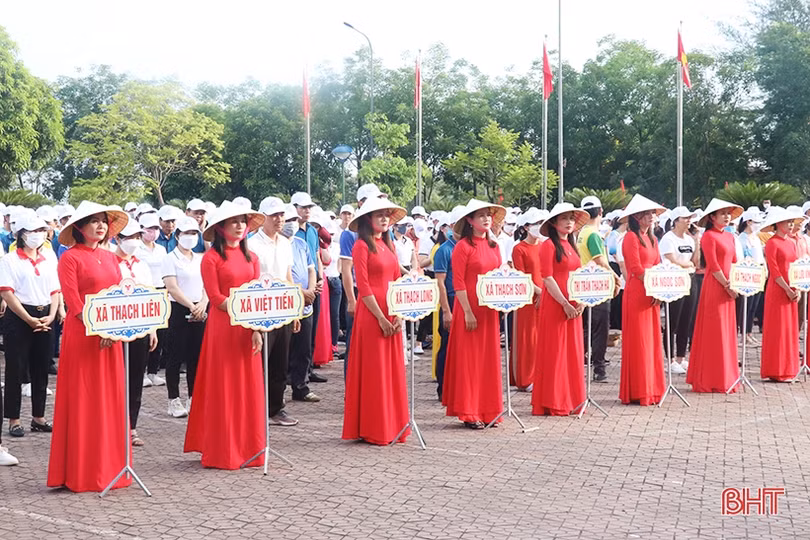 Gần 1.000 vận động viên tranh tài Đại hội thể dục thể thao huyện Thạch Hà