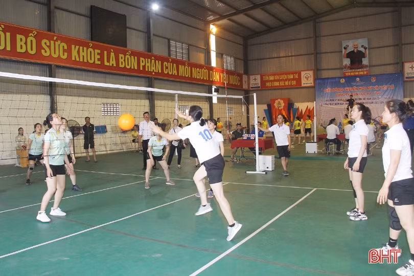 230 VĐV thi tài giải thể thao Công ty Điện lực Hà Tĩnh