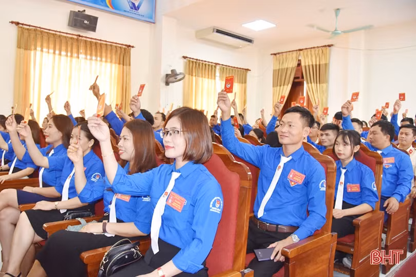 Anh Đặng Thái Sơn tái cử Bí thư Huyện đoàn Lộc Hà