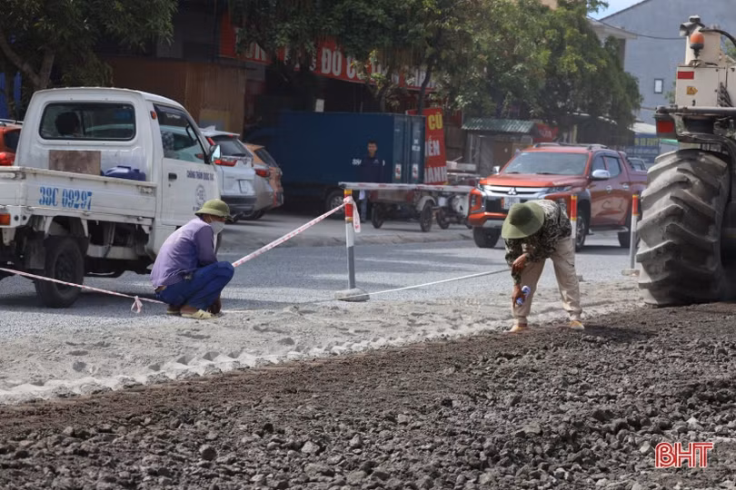 Hối hả thi công đường huyết mạch nối TP Hà Tĩnh với huyện Lộc Hà