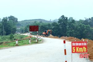 “Tăng máy, giảm người” trên các công trình giao thông ở Hà Tĩnh