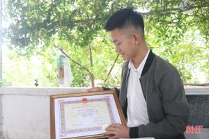 Chàng trai Hà Tĩnh thủ khoa đầu ra Trường Đại học Nội vụ Hà Nội