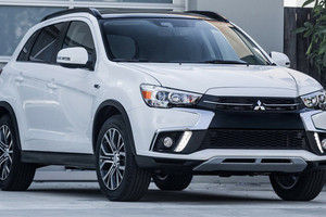 Mitsubishi giới thiệu Outlander Sport 2018