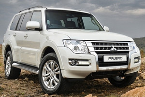 Mitsubishi triệu hồi hơn 800 xe Pajero đời cũ do lỗi túi khí