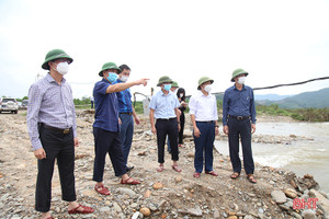 Hà Tĩnh tập trung ứng phó với bão số 8, đảm bảo an toàn tuyệt đối cho Nhân dân