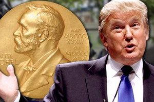 Sắp rút quân khỏi Iraq, ông Trump được đề cử giải Nobel