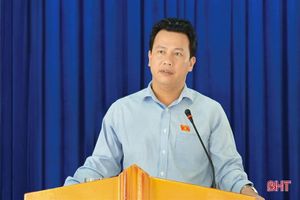 Nguyên Chủ tịch UBND tỉnh Hà Tĩnh làm Trưởng đoàn ĐBQH tỉnh Hà Giang