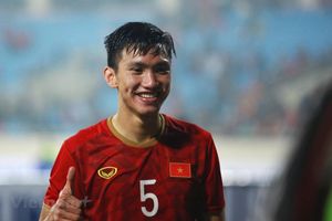 CLB Muangthong United muốn chiêu mộ hậu vệ Đoàn Văn Hậu