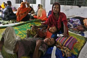 Mưa lớn gây sạt lở đất khiến 43 người chết ở Bangladesh