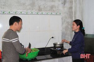 Nhiều cái được từ thí điểm Bộ tiêu chí ứng xử trong gia đình ở Hà Tĩnh