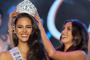 Ngắm nhan sắc nóng bỏng của tân Hoa hậu Hoàn vũ Philippines 2018