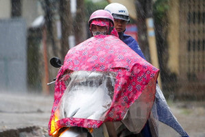 Tháng Năm: Nắng nóng xen kẽ với các đợt không khí lạnh