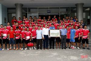PVF trao chứng nhận cho 78 HLV bóng đá phong trào ở Hà Tĩnh