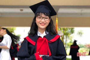Nữ sinh Hà Tĩnh có điểm Văn cao nhất nước chia sẻ bí quyết học văn
