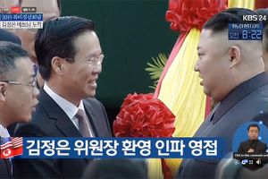 Chủ tịch Triều Tiên Kim Jong-un tới ga Đồng Đăng, bắt đầu chuyến thăm chính thức Việt Nam