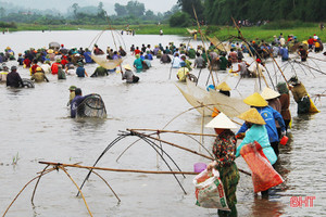 Một vùng non nước Xuân Viên