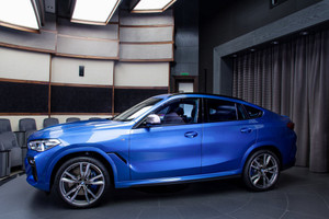 Chi tiết BMW X6 M50i phiên bản màu xanh Riverside Blue