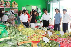 Cẩm Xuyên khai trương cửa hàng nông sản sạch và thực phẩm an toàn