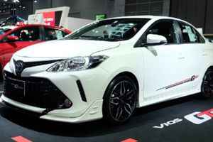 Toyota Vios có bản giới hạn 100 xe giá 23.000 USD