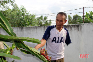 "Ít hơn một cánh tay, nên tôi phải cố gắng gấp đôi người khác..."