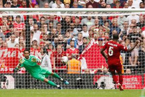Liverpool 2 năm liên tiếp lỗi hẹn Siêu cúp Anh theo cùng kịch bản