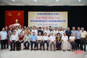 Gặp mặt, giao lưu 2 Hội đồng hương Hà Tĩnh, Nghệ An tại Hà Nội