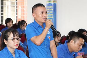 Lãnh đạo huyện Vũ Quang đối thoại với thanh niên về kinh tế số