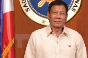 Tổng thống Philippines Duterte bắt đầu thăm chính thức Việt Nam