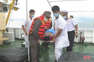 Bác sỹ người Hà Tĩnh kịp thời cấp cứu ngư dân bị đột quỵ não ở Trường Sa