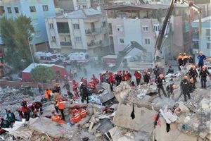 Động đất ở Thổ Nhĩ Kỳ làm 69 người chết, 940 người bị thương
