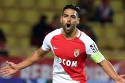 10 bàn thắng đẹp nhất tuần: Falcao đọ tài với Zaza