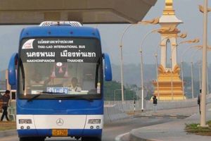 Thảo luận mở tuyến xe buýt kết nối Thái Lan - Lào - Việt Nam đi qua Hà Tĩnh