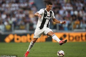 Juventus thắng Napoli 3-1: Giờ thì ai còn chê Ronaldo ích kỷ?