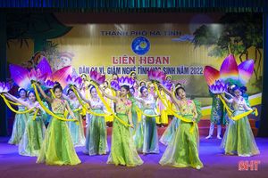 Sôi nổi Liên hoan Dân ca ví, giặm học sinh TP Hà Tĩnh