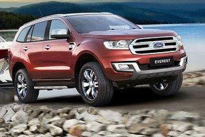 Ô tô SUV 7 chỗ giảm 500 triệu đồng: Bùng nổ xe lớn giá mềm