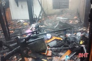 Hương Khê: “Bà hỏa” thiêu rụi nhà dân, thiệt hại ước tính hơn 400 triệu đồng