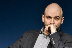 Roberto Saviano: Người thách thức mafia bằng... tiểu thuyết