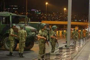 Thế giới ngày qua: Đảo chính quân sự ở Thổ Nhĩ Kỳ