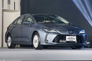 Toyota Corolla Altis 2019 được trang bị những gì?