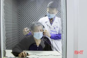 Bệnh viện Đa khoa TTH Hà Tĩnh vận hành phòng đo thính lực theo tiêu chuẩn quốc tế