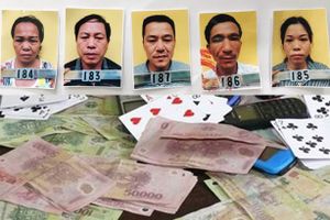 Khởi tố 5 đối tượng “đánh liêng” ăn tiền ở xã miền núi Can Lộc