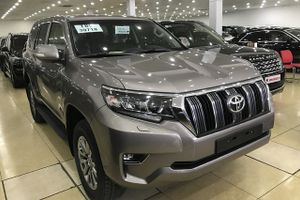 “Cháy hàng” chính hãng, Toyota Prado 2018 bị tuồn ra đại lý tư nhân