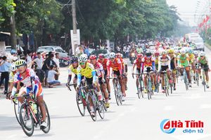 Giải đua xe đạp Quốc tế VTV – Cúp Tôn Hoa Sen chặng Quảng Bình - Vinh
