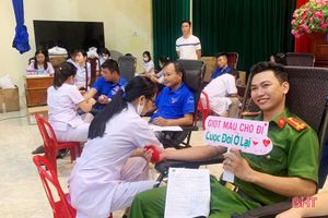 Các đoàn viên, hội viên ở Lộc Hà hiến tặng 250 đơn vị máu