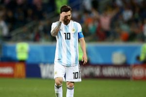Kịch bản nào giúp Argentina thoát "cửa tử" World Cup?